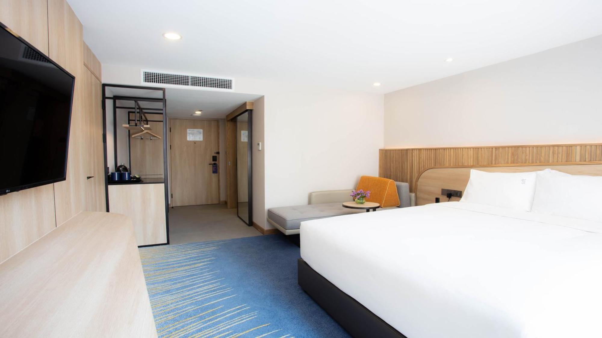 Holiday Inn Express & Suites Bangkok Central Pier By Ihg Buitenkant foto