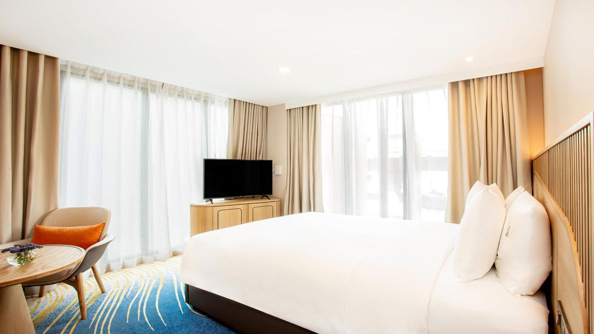 Holiday Inn Express & Suites Bangkok Central Pier By Ihg Buitenkant foto