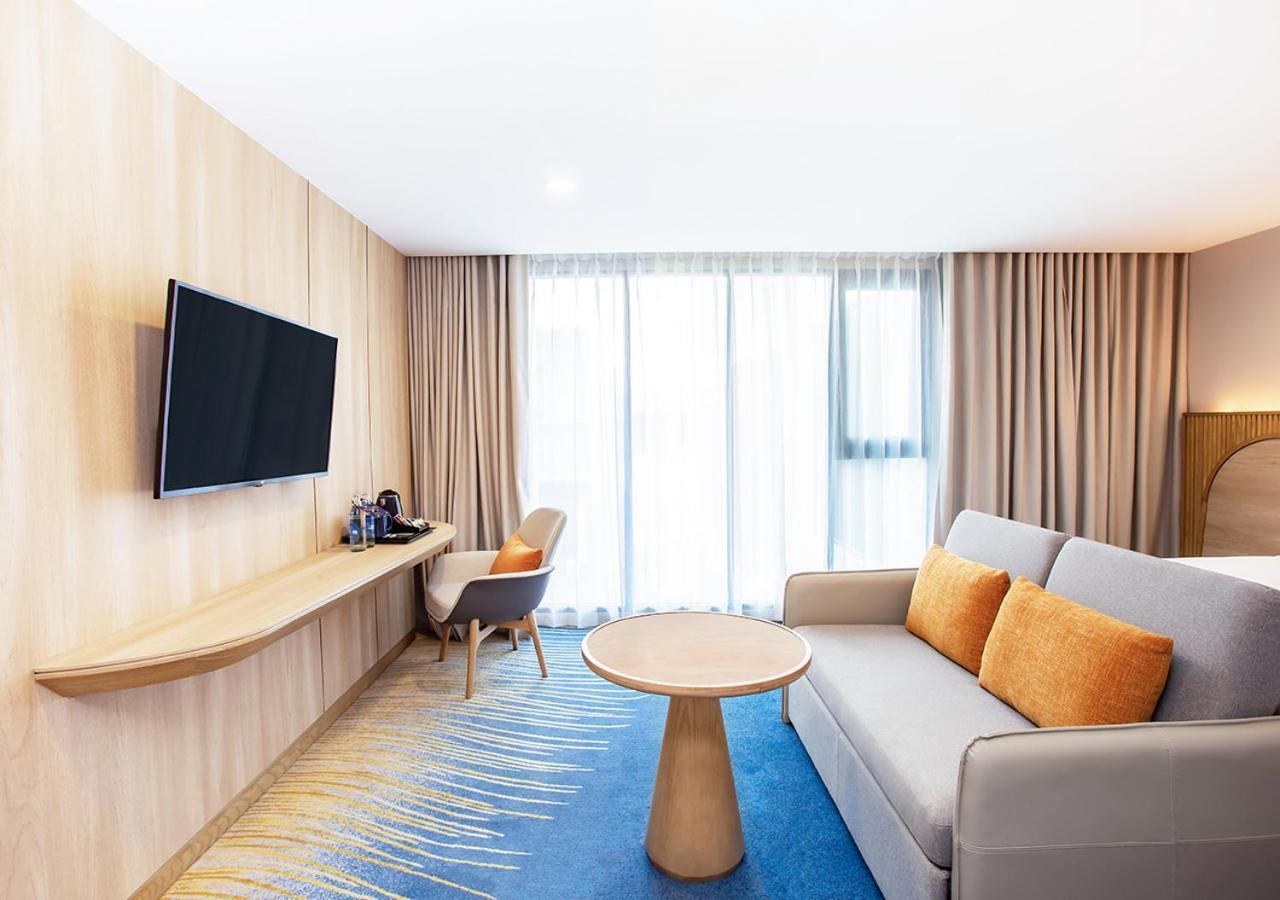 Holiday Inn Express & Suites Bangkok Central Pier By Ihg Buitenkant foto
