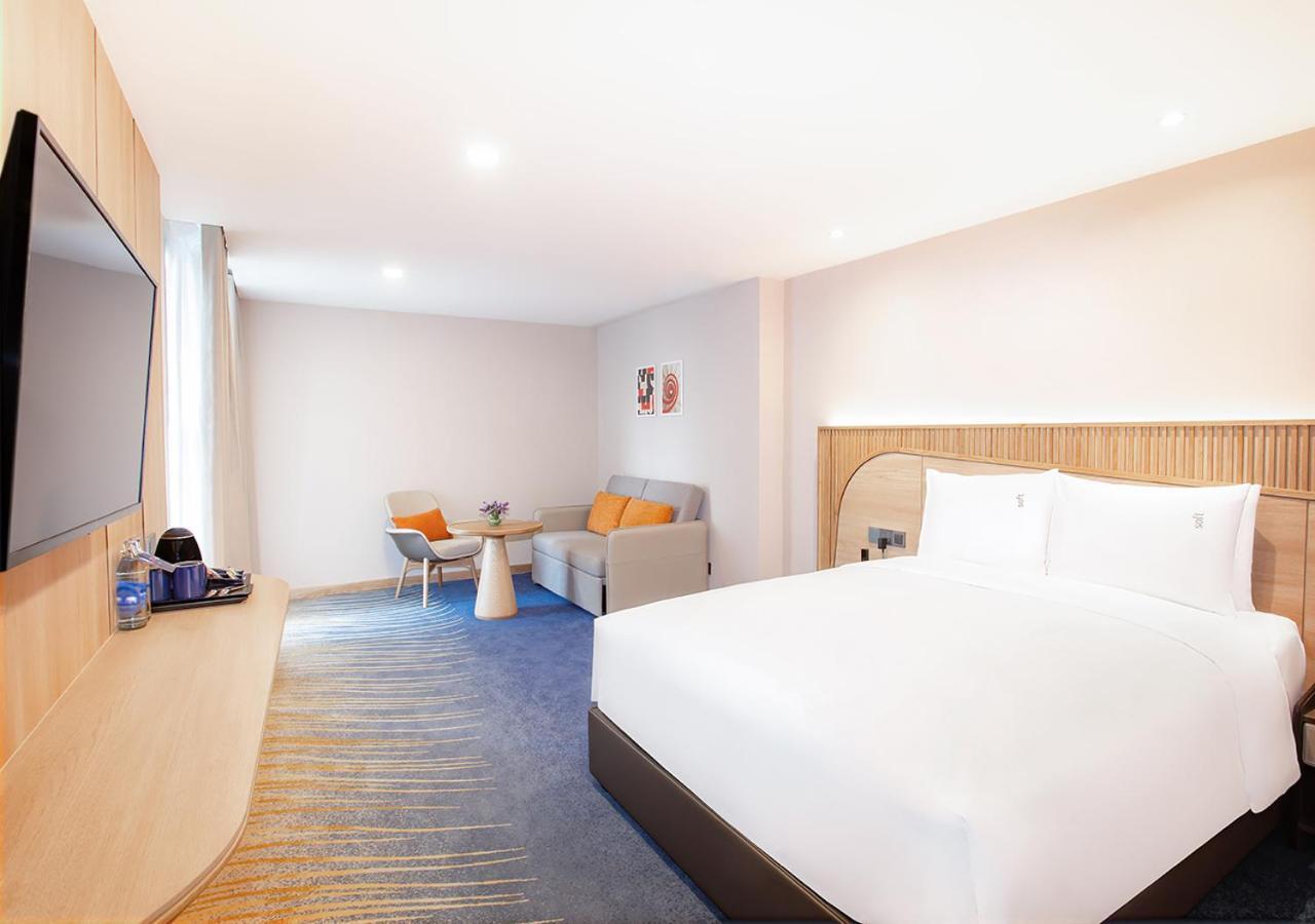 Holiday Inn Express & Suites Bangkok Central Pier By Ihg Buitenkant foto