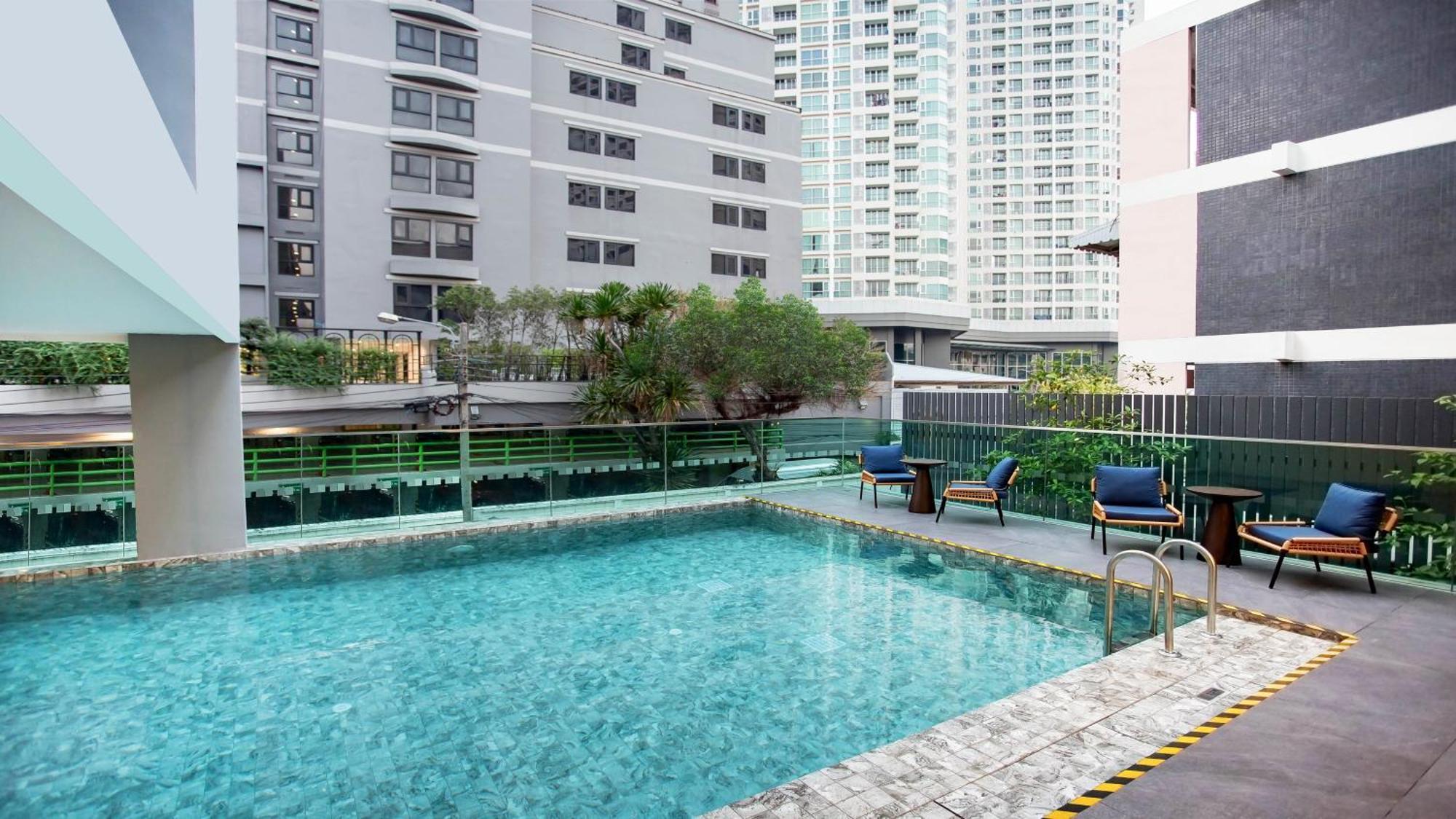 Holiday Inn Express & Suites Bangkok Central Pier By Ihg Buitenkant foto