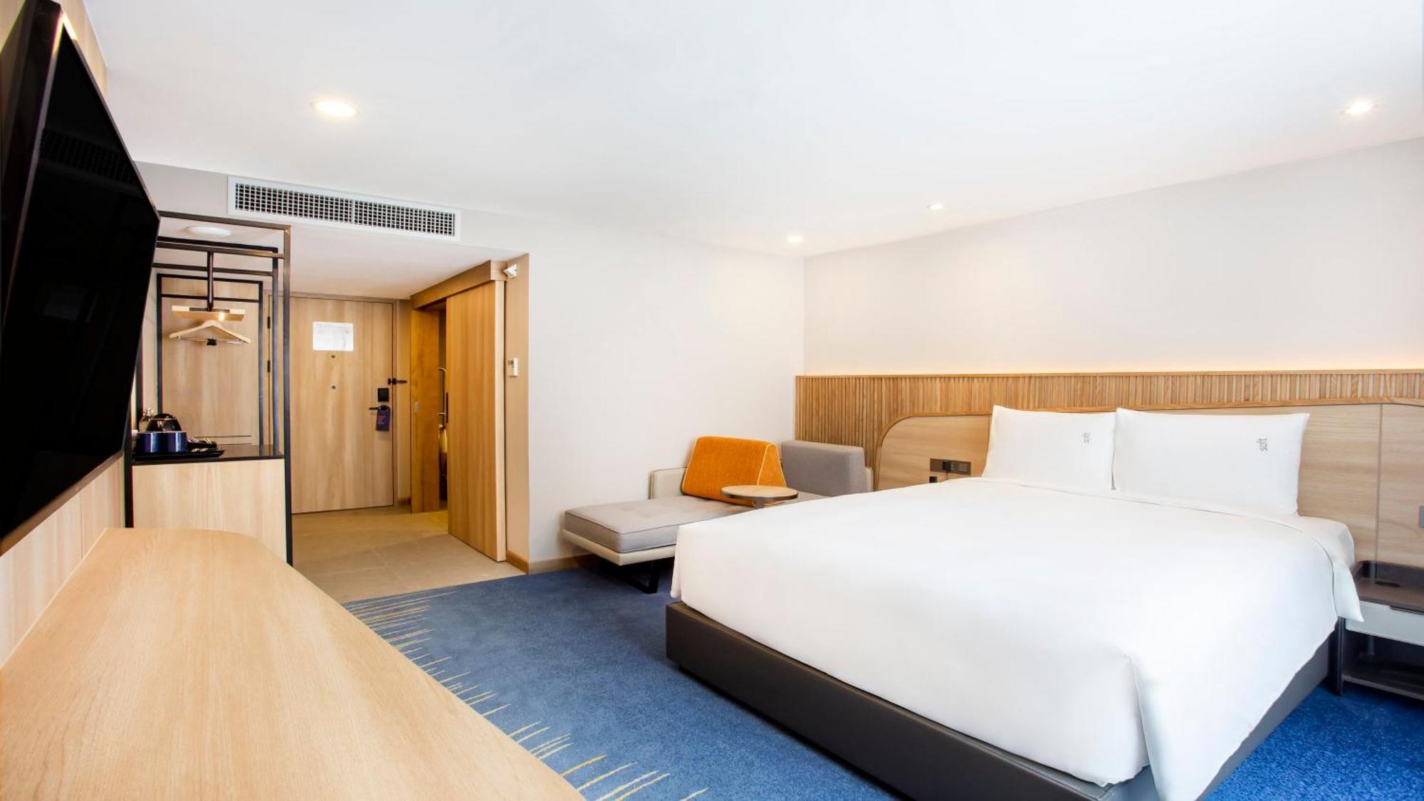 Holiday Inn Express & Suites Bangkok Central Pier By Ihg Buitenkant foto