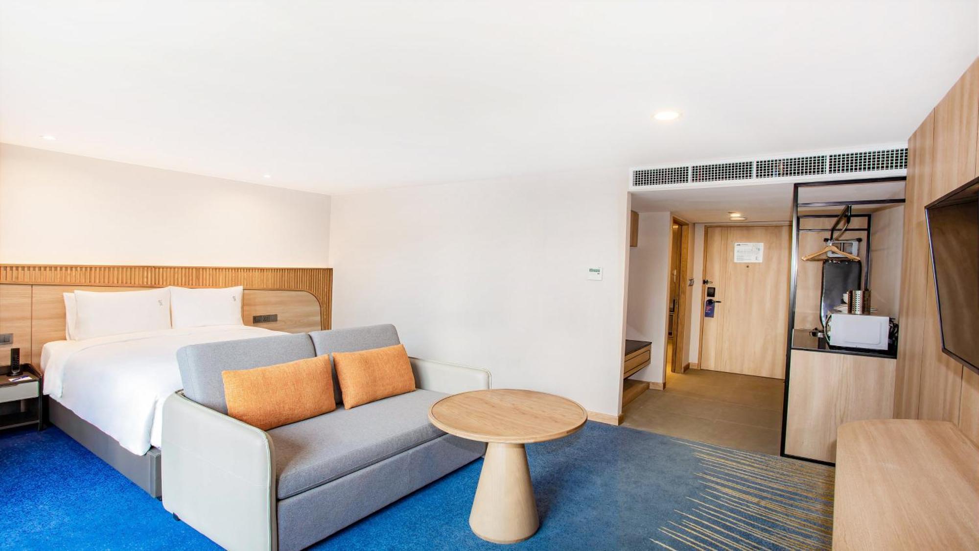Holiday Inn Express & Suites Bangkok Central Pier By Ihg Buitenkant foto