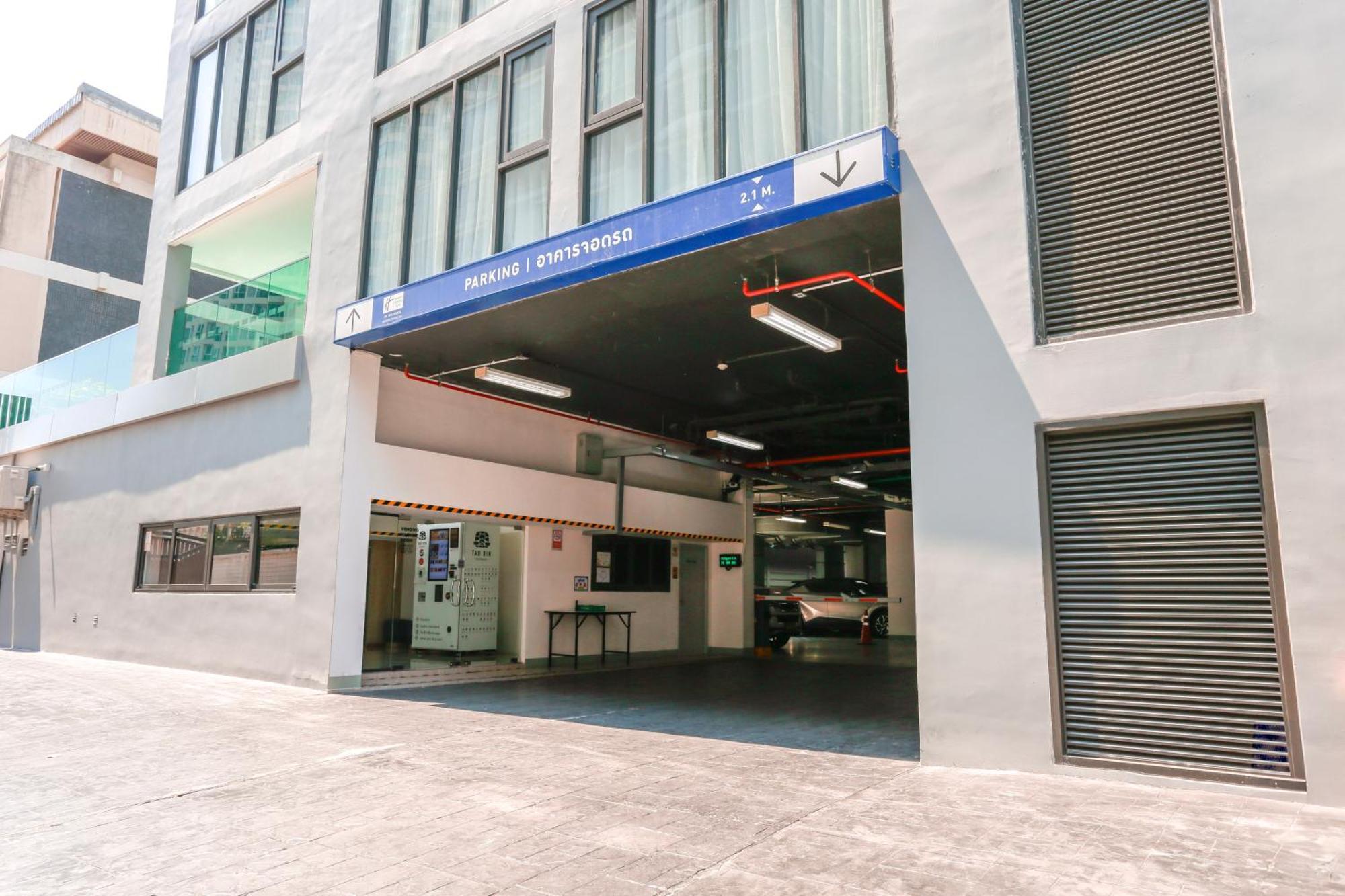 Holiday Inn Express & Suites Bangkok Central Pier By Ihg Buitenkant foto